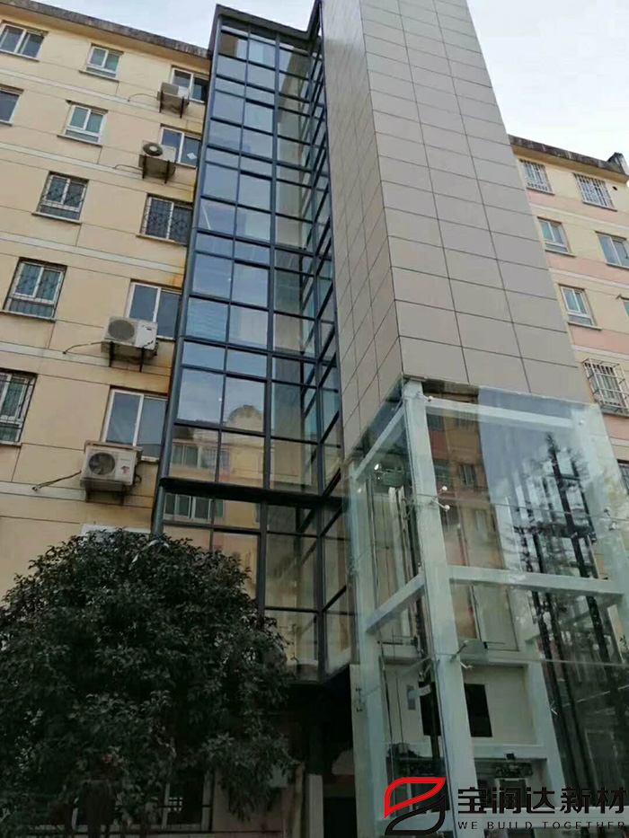 小區(qū)加裝電梯安裝寶潤(rùn)達(dá)仿石保溫裝飾一體板